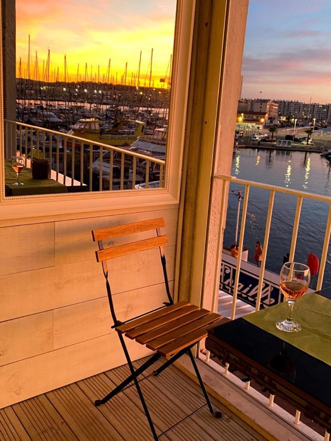 Marinca Du Port De Toulon Apartman Kültér fotó
