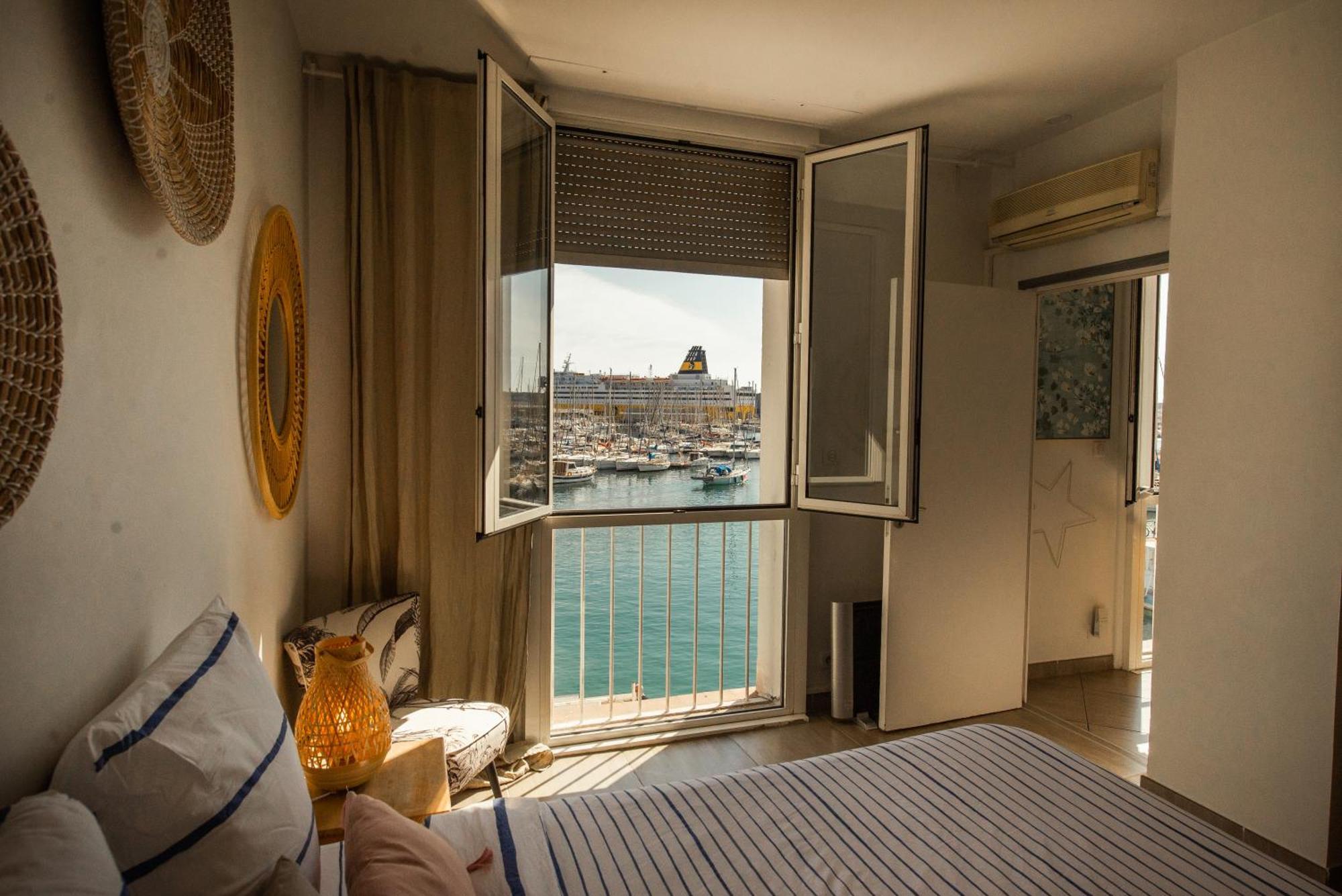 Marinca Du Port De Toulon Apartman Kültér fotó